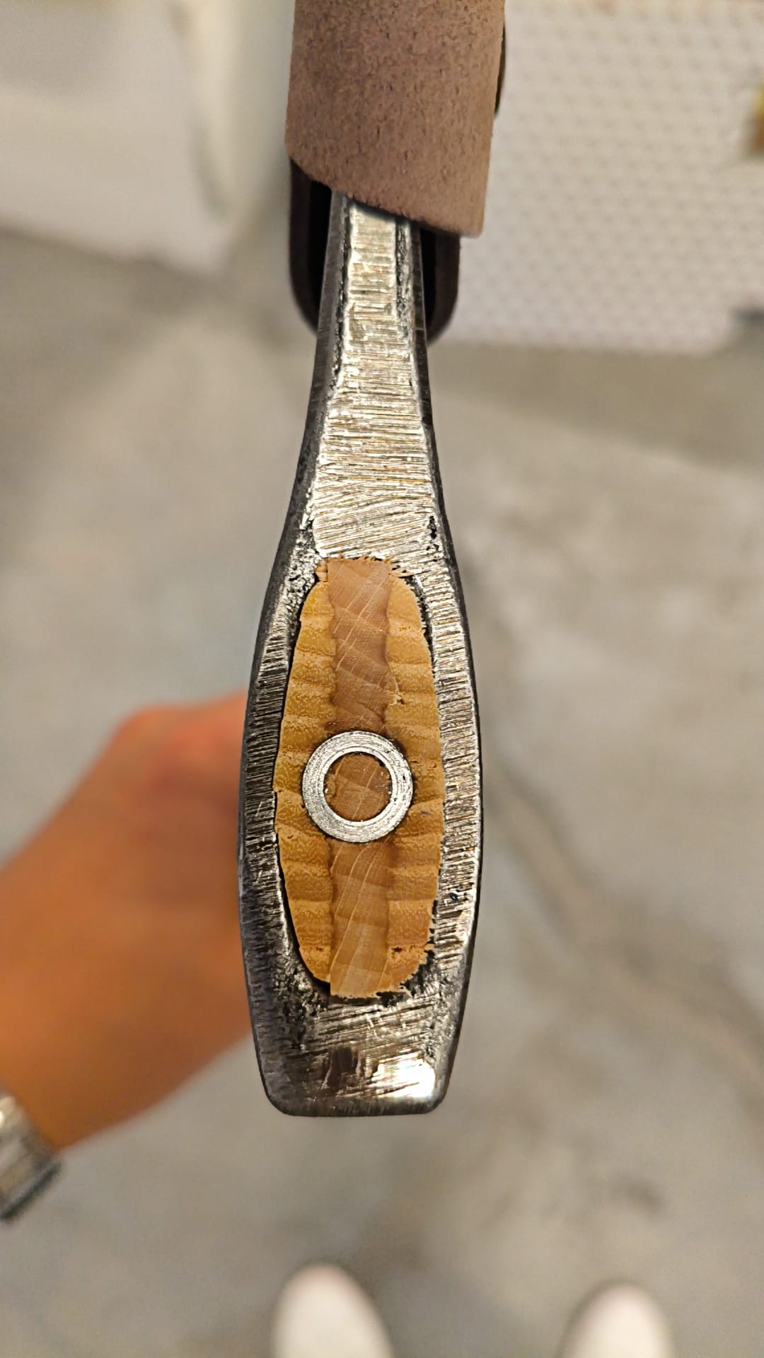 1000010030 גרזן גילוף Hewman